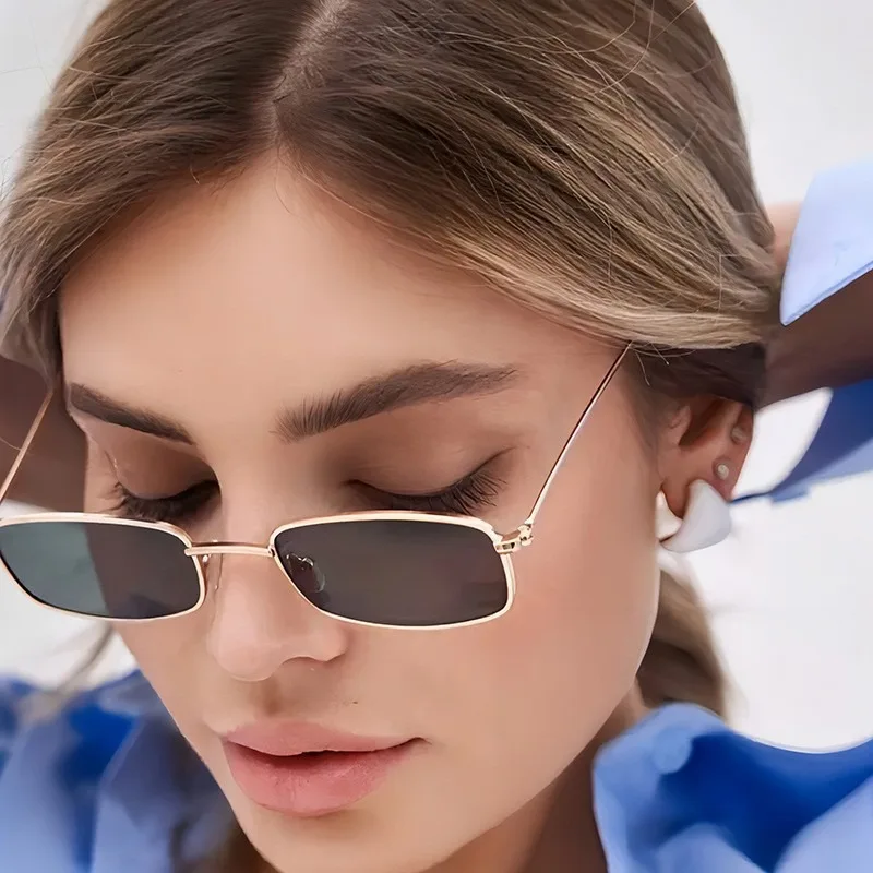 New Small Square Sunglasses Wo - Metal Photo Panel 评论和价格